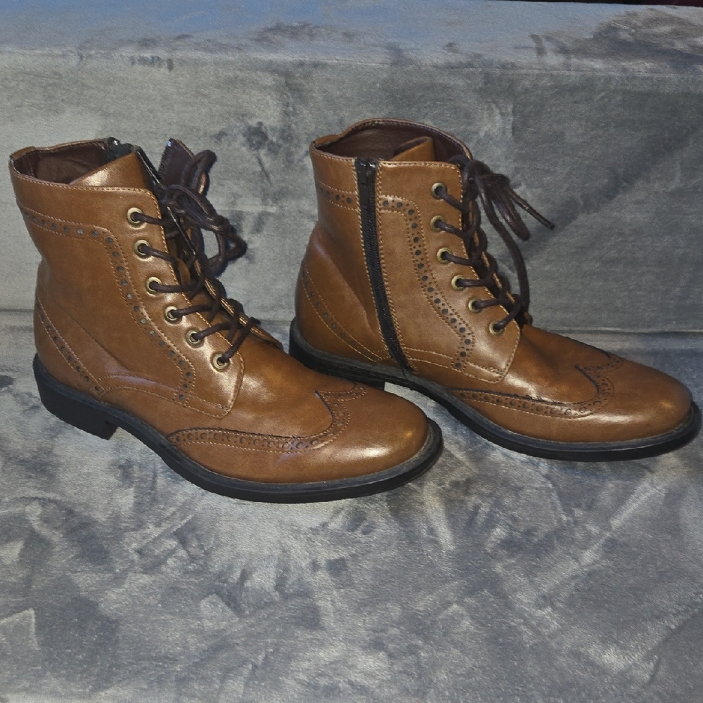 Unlisted by Kenneth Cole Brown Lace-Up Boots